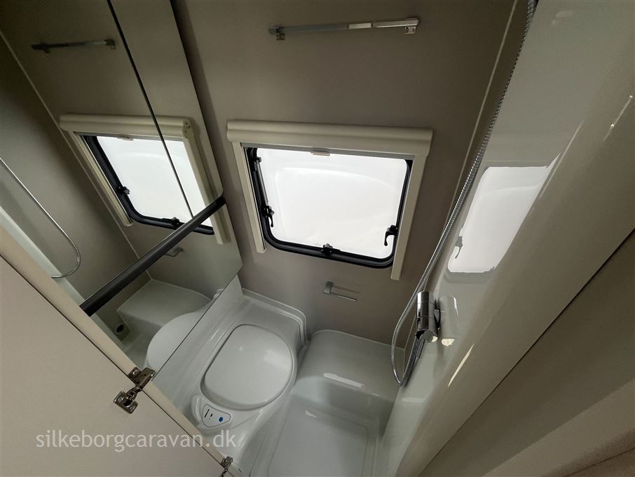 Adria Adora 593 UK